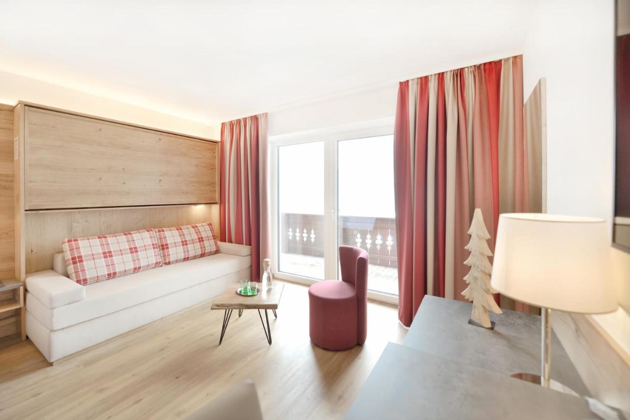 Hotel Alpina Superior Pettneu am Arlberg Luaran gambar